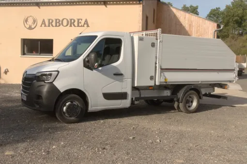 NOUVEAU CAMION BENNE, Châtellerault, Arborea