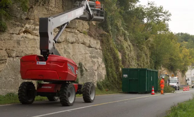 Elagage en nacelle, Châtellerault, Arborea