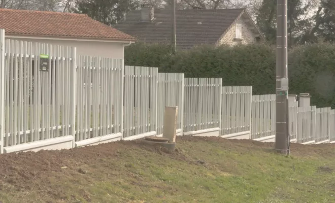 Clôture en barreaudage, Châtellerault, Arborea