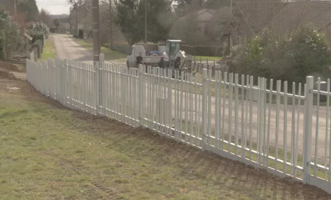 Clôture en barreaudage, Châtellerault, Arborea
